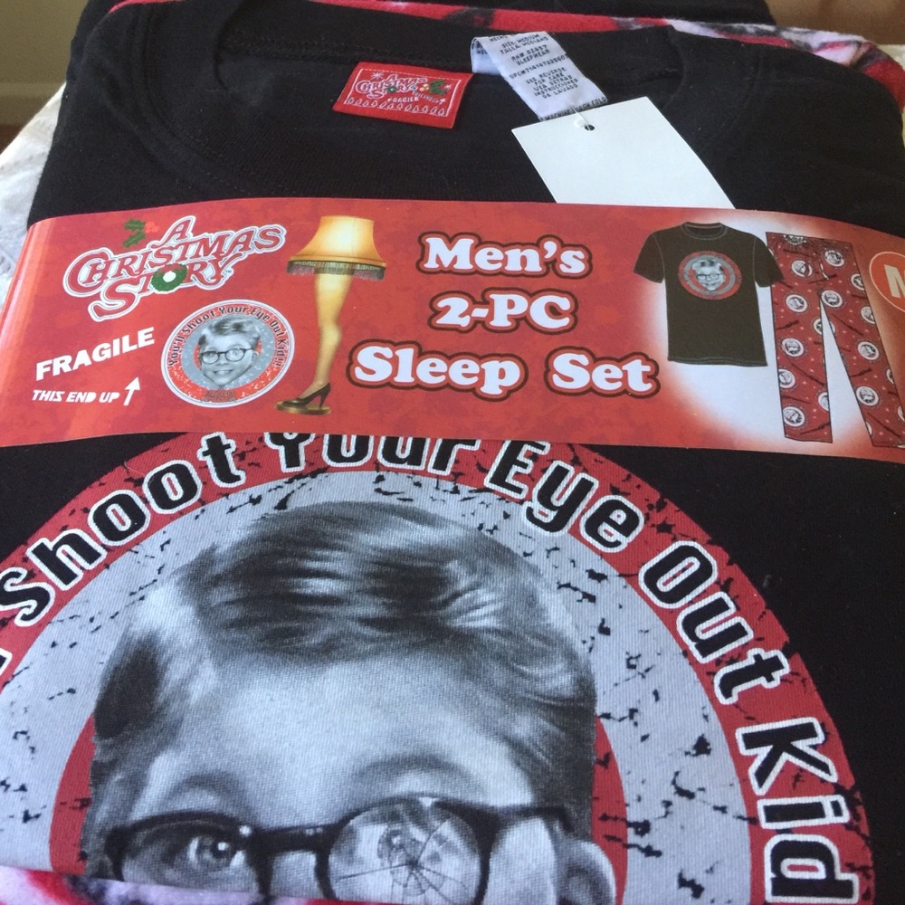 Two piece pajama set a Christmas story Mens medium NWT Kohls